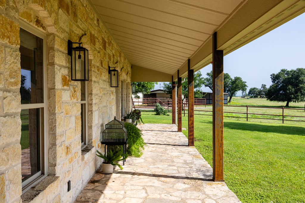 2377 Aviation Loop Fredericksburg, TX 78624 - Photo 12 of 76