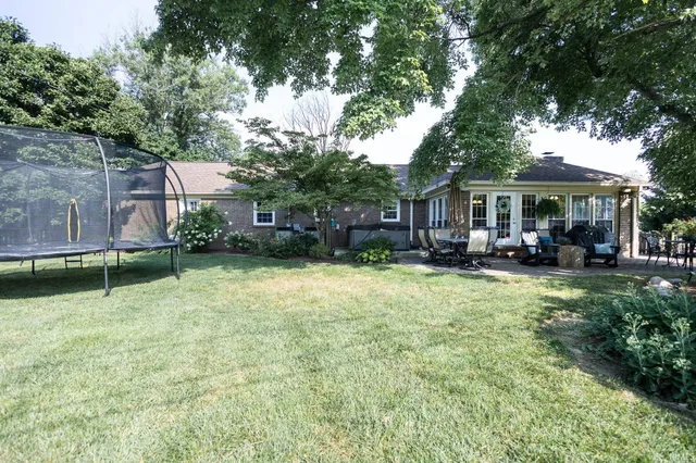 $445,000 | 9655 Arlington Court, Newburgh, IN 47630