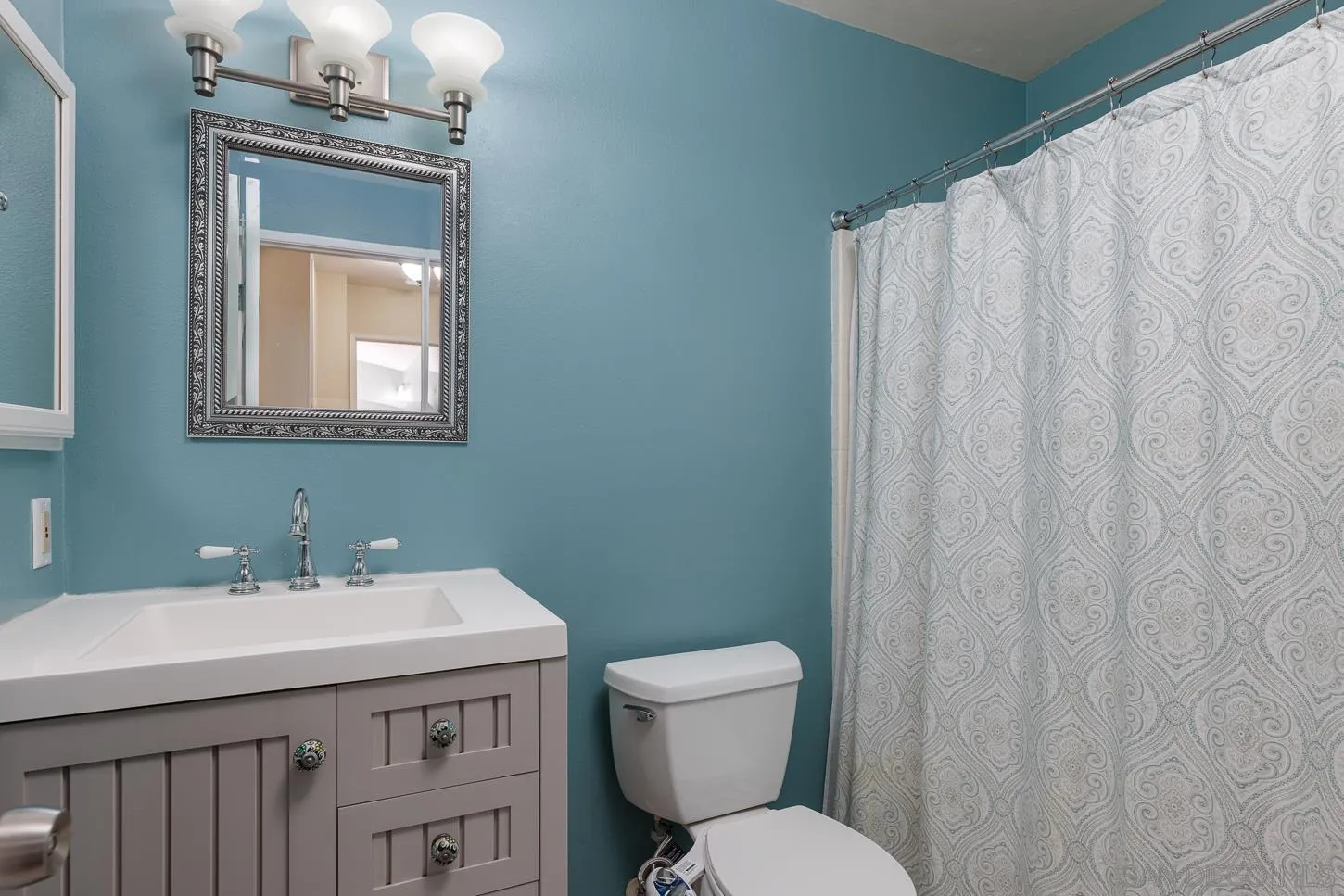 1277 Longfellow Road Vista, CA 92081 - Photo 27 of 37 Gallery Image 27