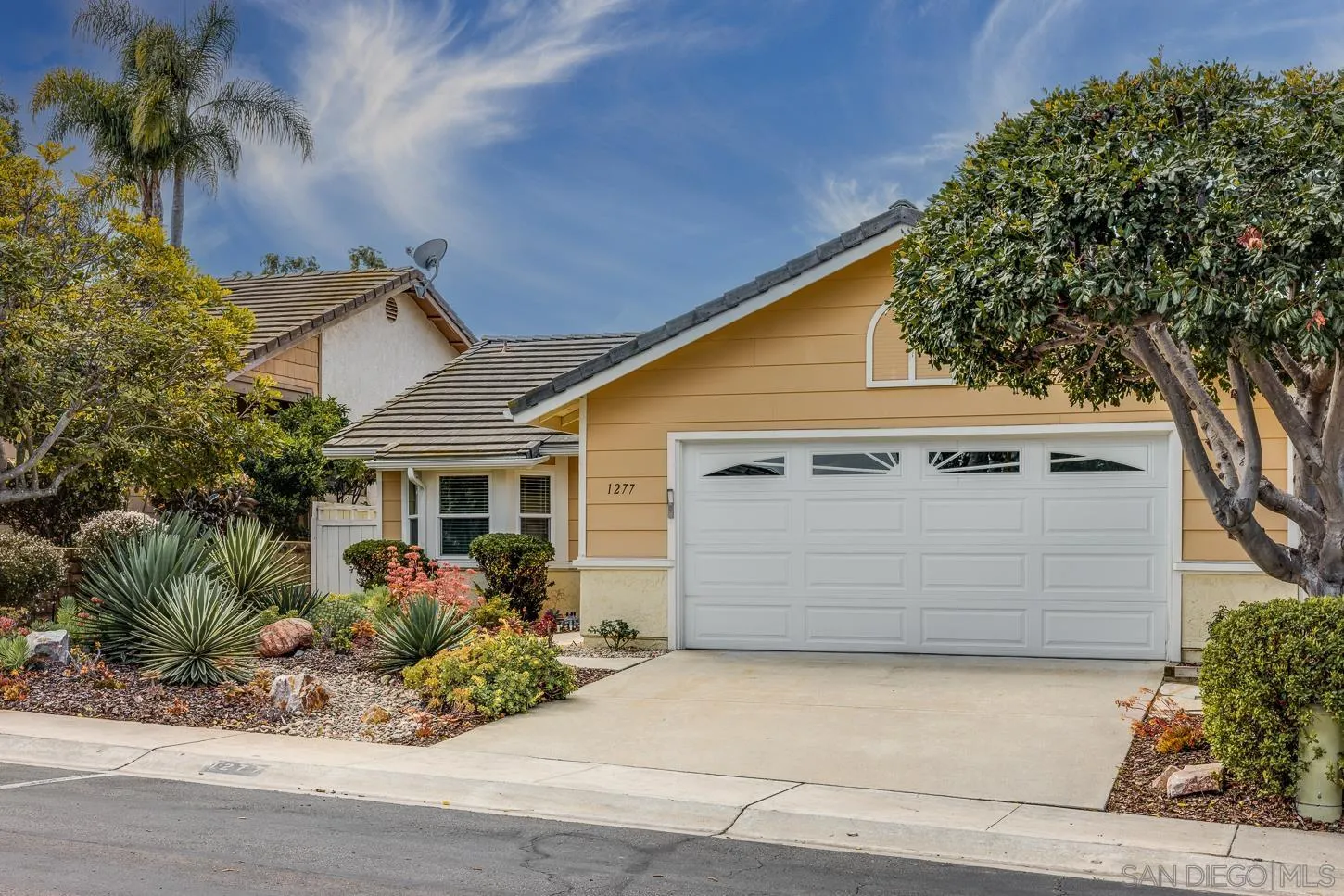 1277 Longfellow Road Vista, CA 92081 - Photo 3 of 37 Gallery Image 3