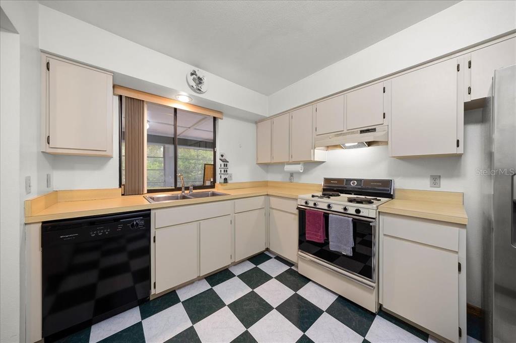 17371 Southwest 26th Terrace Road Ocala, FL 34473 - Photo 11 of 53 Gallery Image 11
