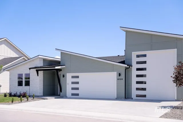 $649,900 | 6227 South Corsican Avenue, Meridian, ID 83642