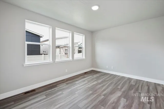 $649,900 | 6227 South Corsican Avenue, Meridian, ID 83642