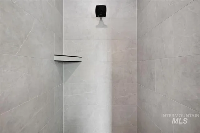 $649,900 | 6227 South Corsican Avenue, Meridian, ID 83642