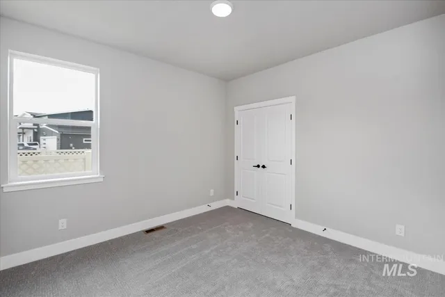 $649,900 | 6227 South Corsican Avenue, Meridian, ID 83642