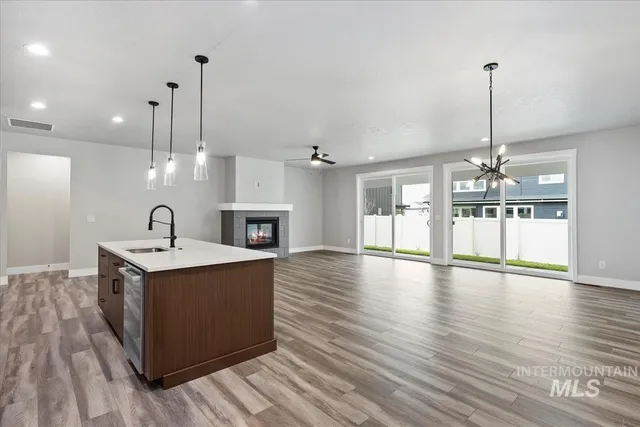 $649,900 | 6227 South Corsican Avenue, Meridian, ID 83642