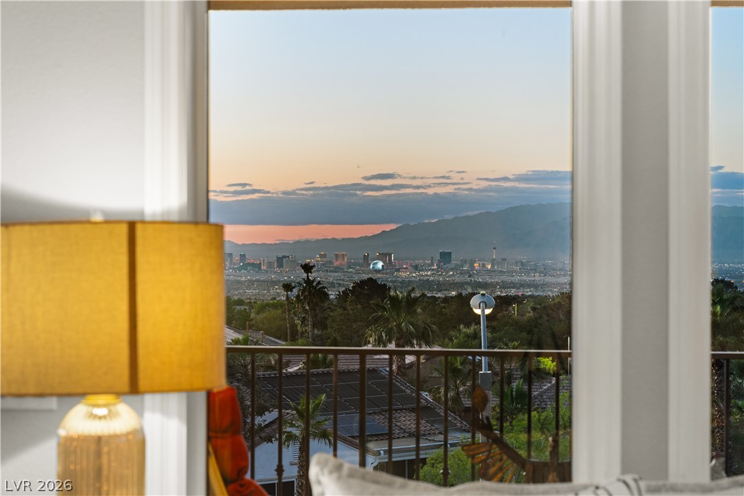 2555 Hampton Road, Unit 3309 Henderson, NV 89052 - Photo 88 of 97 Twilight View