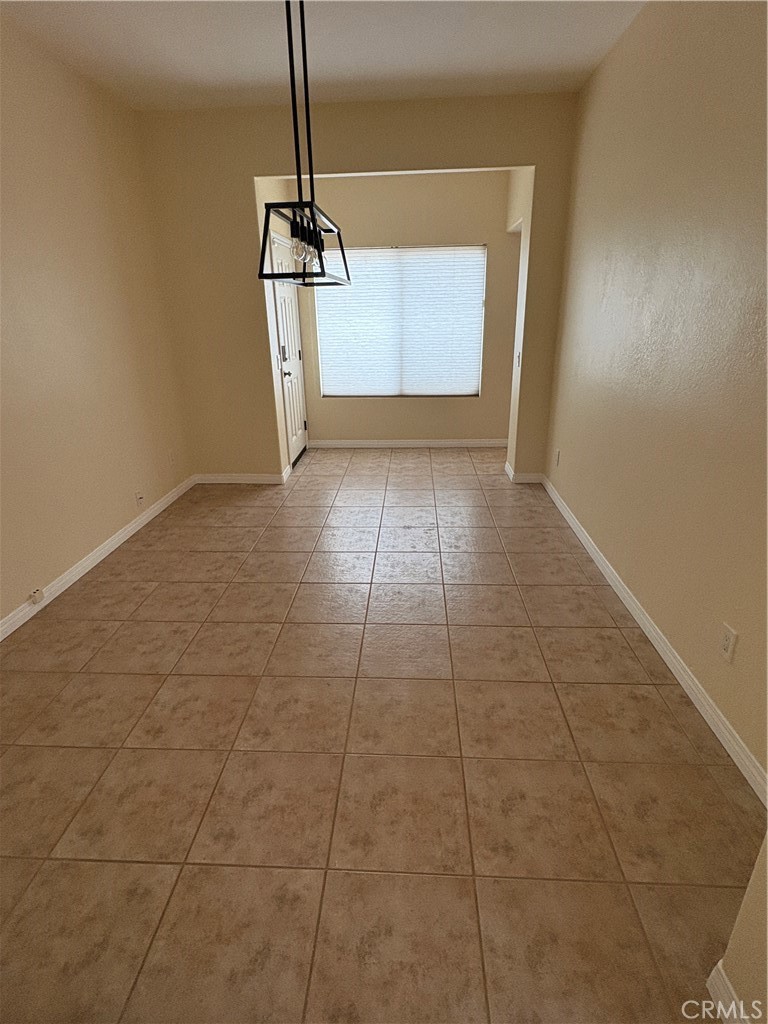 7149 Rockspring Lane Highland, CA 92346 - Photo 10 of 29 Dining room