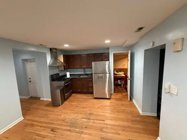 $115,000 | 4012 West Ainslie Street, Unit G, Chicago, IL 60630