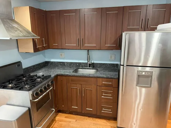 $115,000 | 4012 West Ainslie Street, Unit G, Chicago, IL 60630