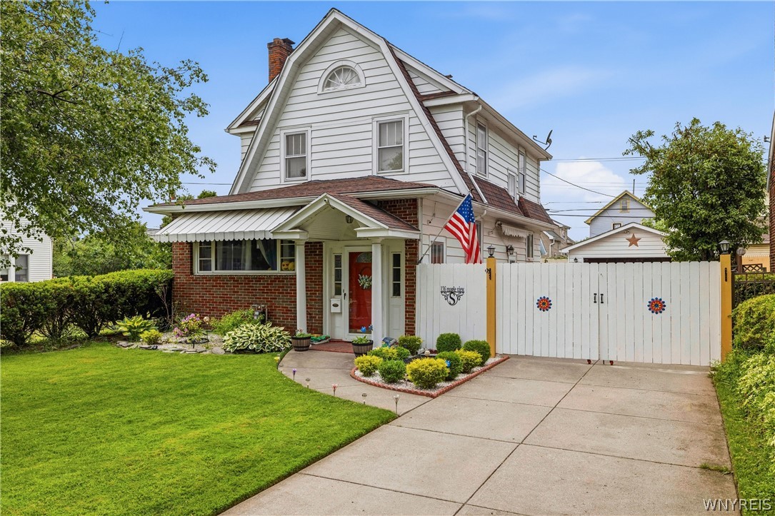 136 Mapleview Road Cheektowaga, NY 14225 - Photo 1 of 29