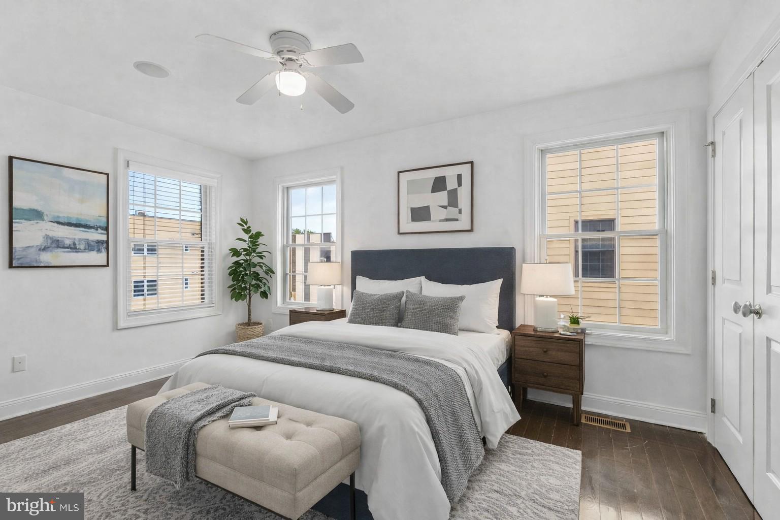 1015 North 3rd Street, Unit H Philadelphia, PA 19123 - Photo 20 of 27 a bedroom with a bed and a window