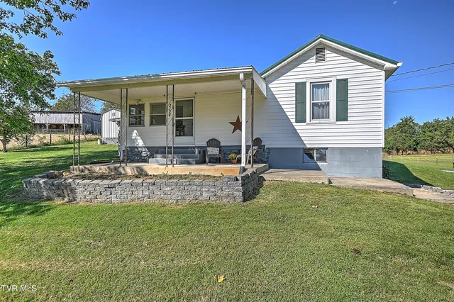 $229,500 | 3124 Hickory Tree Road, Bluff City, TN 37618