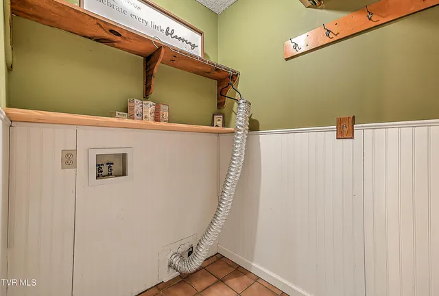 $229,500 | 3124 Hickory Tree Road, Bluff City, TN 37618