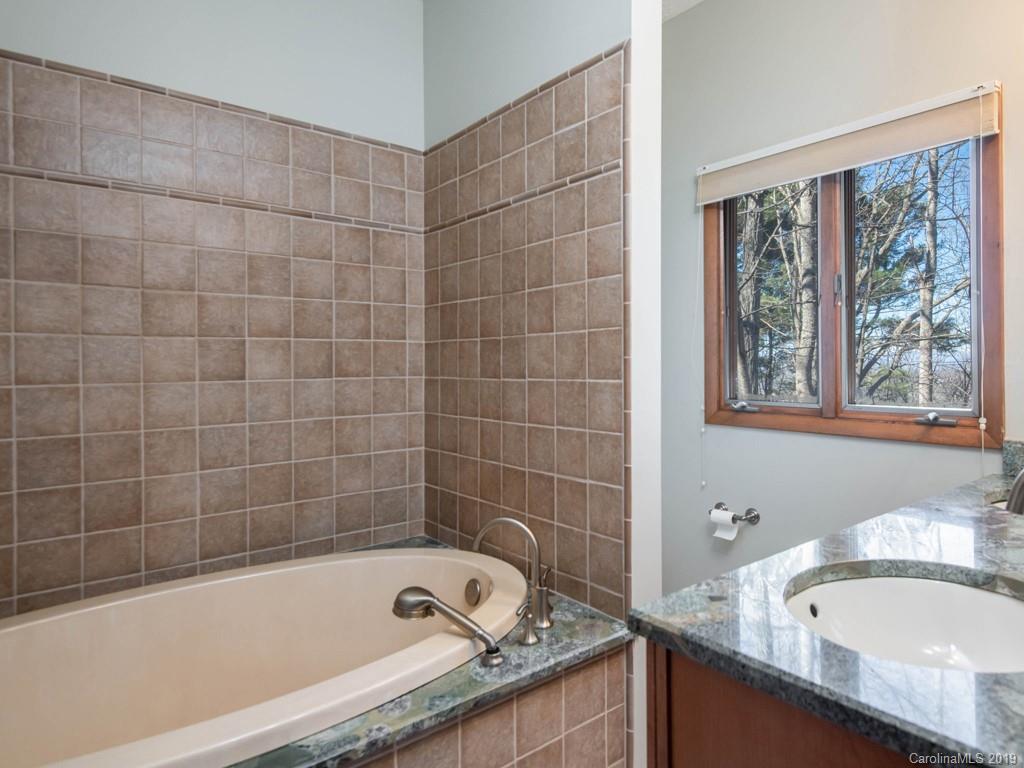 204 Cherokee Road Asheville, NC 28804 - Photo 18 of 42 Gallery Image 18