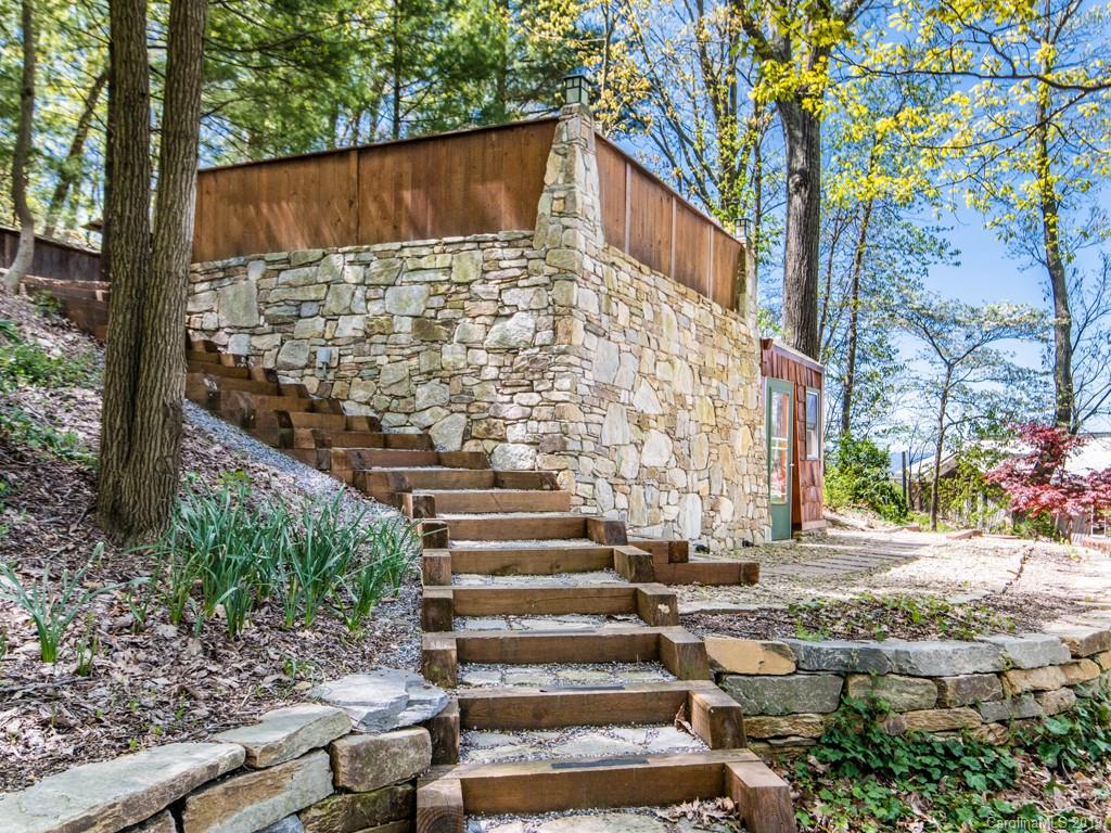 204 Cherokee Road Asheville, NC 28804 - Photo 31 of 42 Gallery Image 31