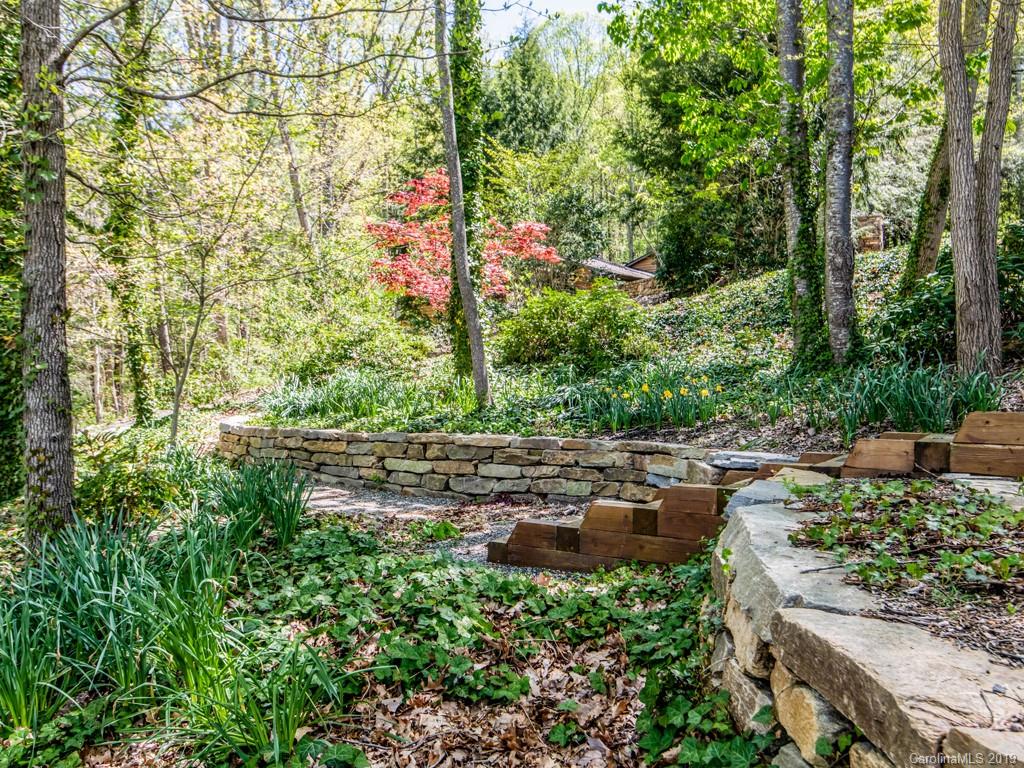 204 Cherokee Road Asheville, NC 28804 - Photo 33 of 42 Gallery Image 33