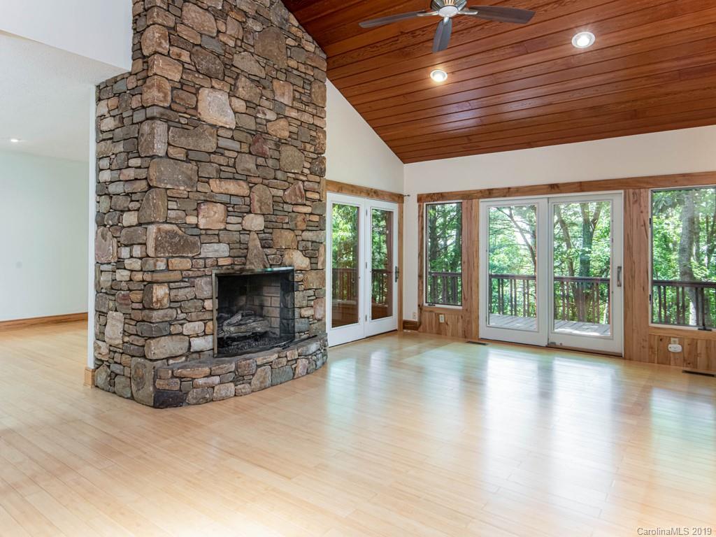 204 Cherokee Road Asheville, NC 28804 - Photo 35 of 42 Gallery Image 35