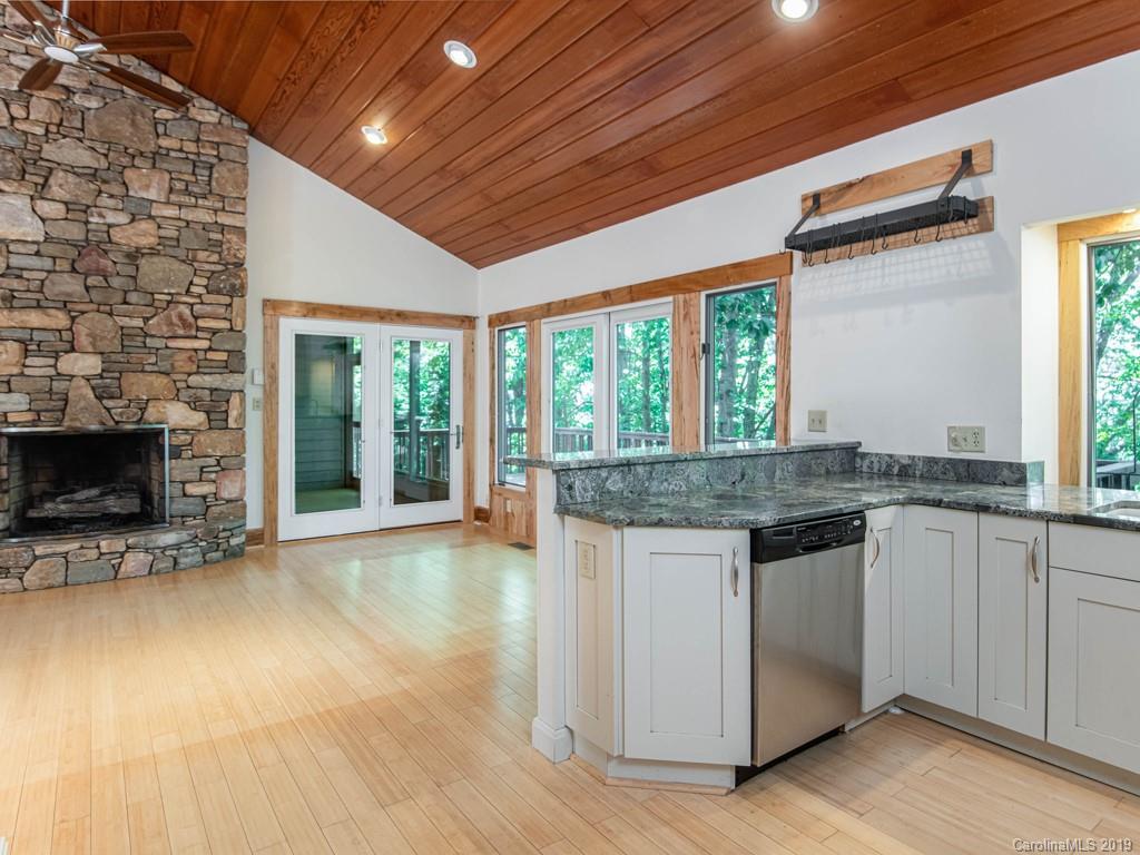 204 Cherokee Road Asheville, NC 28804 - Photo 38 of 42 Gallery Image 38