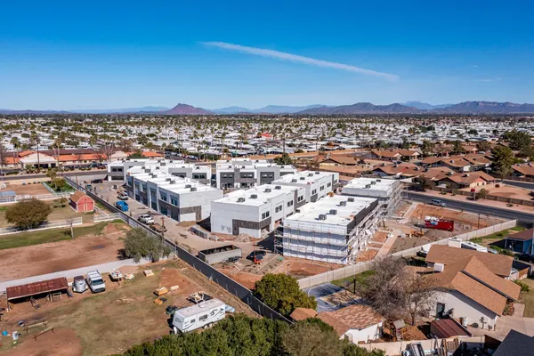 $2,495 | 432 South 32nd Street, Unit 127, Mesa, AZ 85204