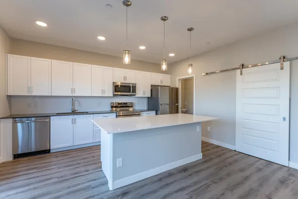 $2,495 | 432 South 32nd Street, Unit 127, Mesa, AZ 85204