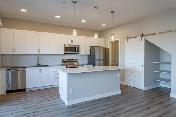 $2,495 | 432 South 32nd Street, Unit 127, Mesa, AZ 85204