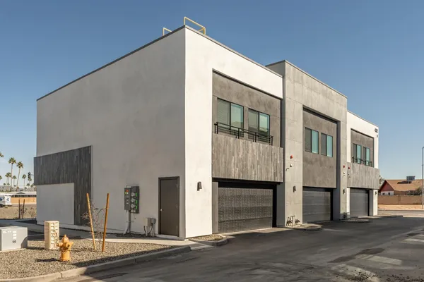 $2,495 | 432 South 32nd Street, Unit 127, Mesa, AZ 85204