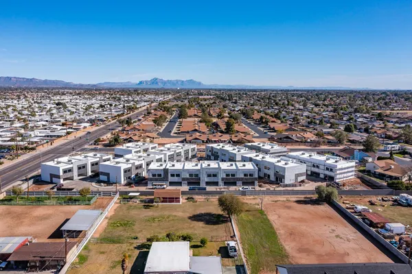 $2,495 | 432 South 32nd Street, Unit 127, Mesa, AZ 85204