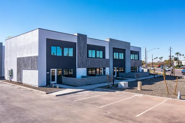 $2,495 | 432 South 32nd Street, Unit 127, Mesa, AZ 85204