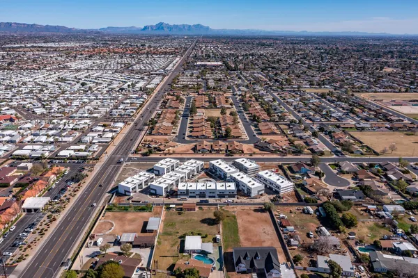 $2,495 | 432 South 32nd Street, Unit 127, Mesa, AZ 85204