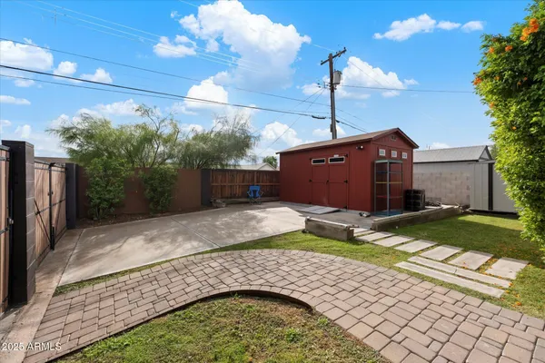 $575,000 | 1629 West Willetta Street, Phoenix, AZ 85007