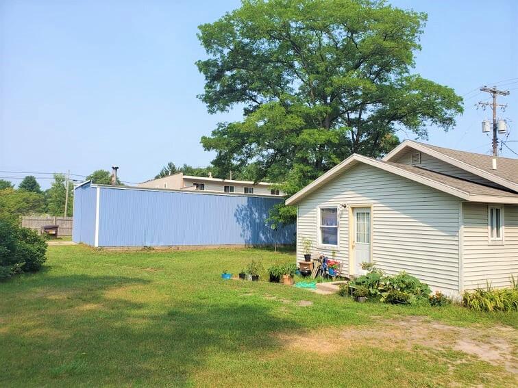 3392 North Whitehall Road Muskegon, MI 49445 - Photo 5 of 33 217564113_2942686372657770_3216217207245