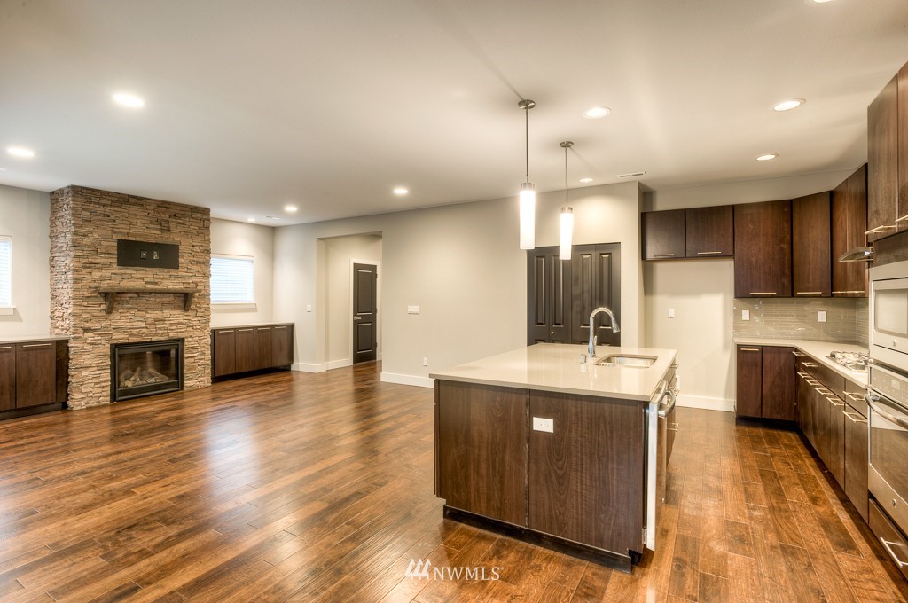 20627 Richmond Road, Unit 3 Bothell, WA 98012 - Photo 6 of 14