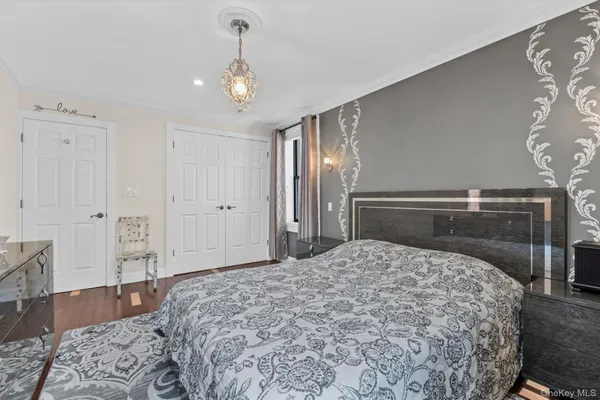 $419,999 | 83-11 139th Street, Unit 1F | Briarwood