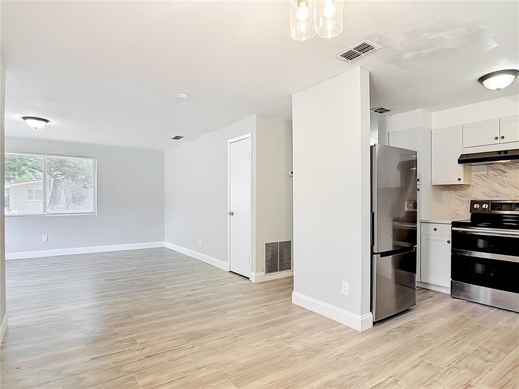 1495 Granada Avenue Daytona Beach, FL 32117 - Photo 10 of 52