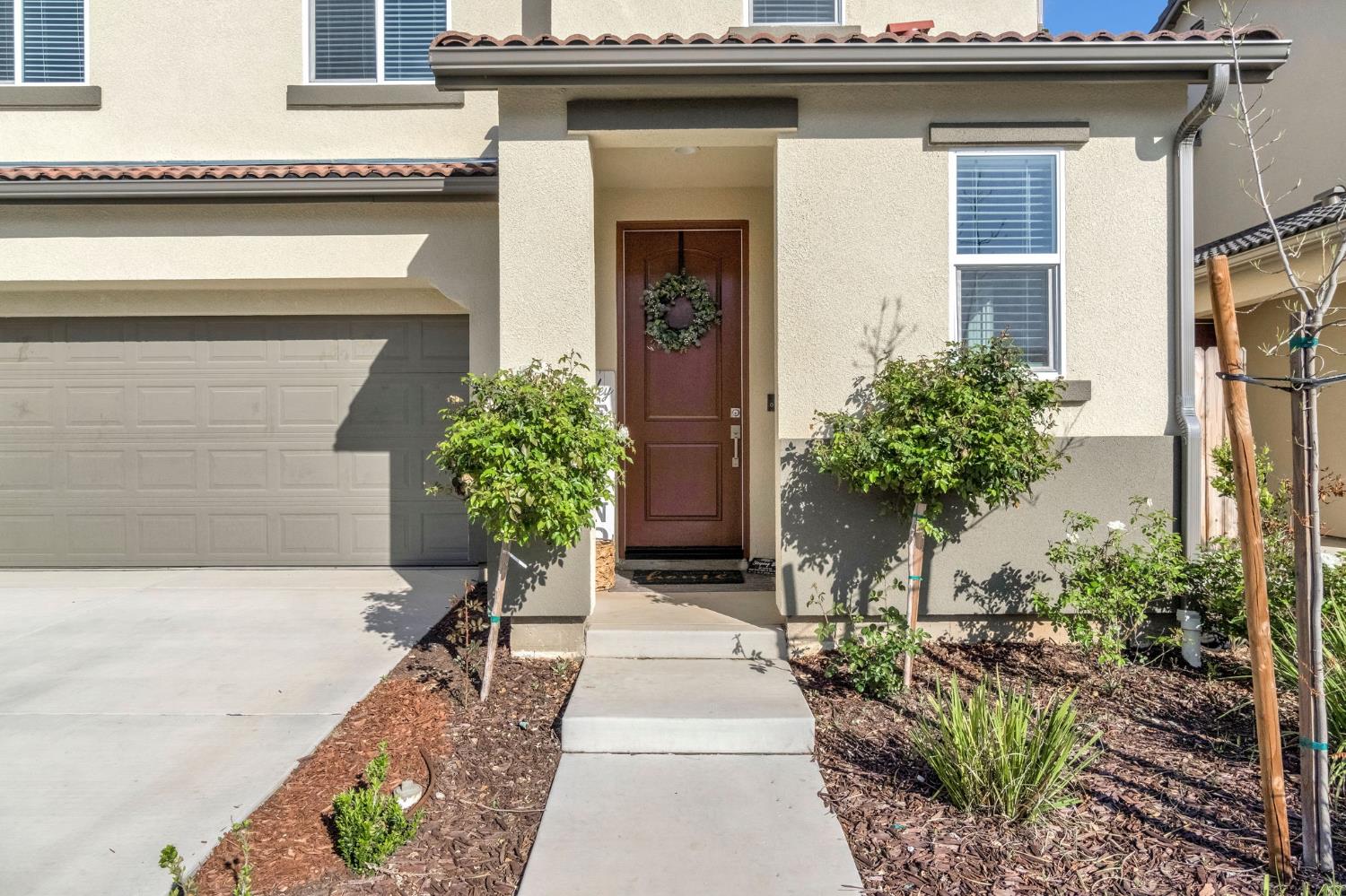 367 Talus Way South Madera, CA 93636 - Photo 4 of 40
