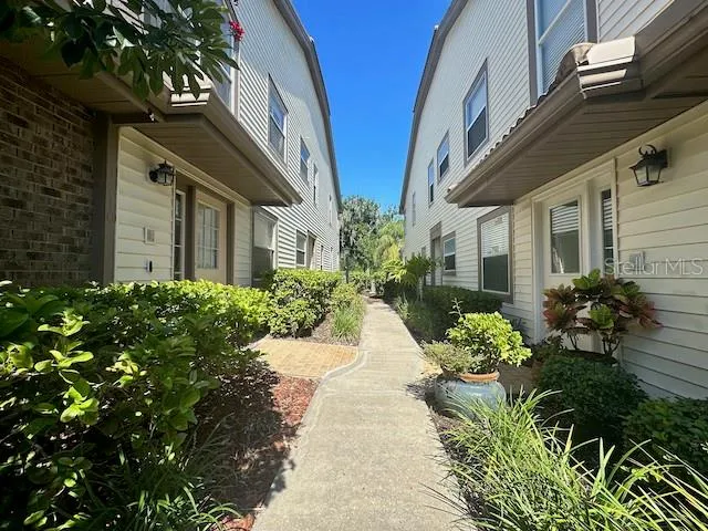 $2,195 | 1208 Clays Trail, Oldsmar, FL 34677