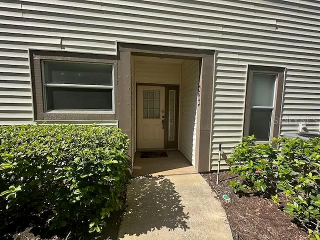 $2,195 | 1208 Clays Trail, Oldsmar, FL 34677