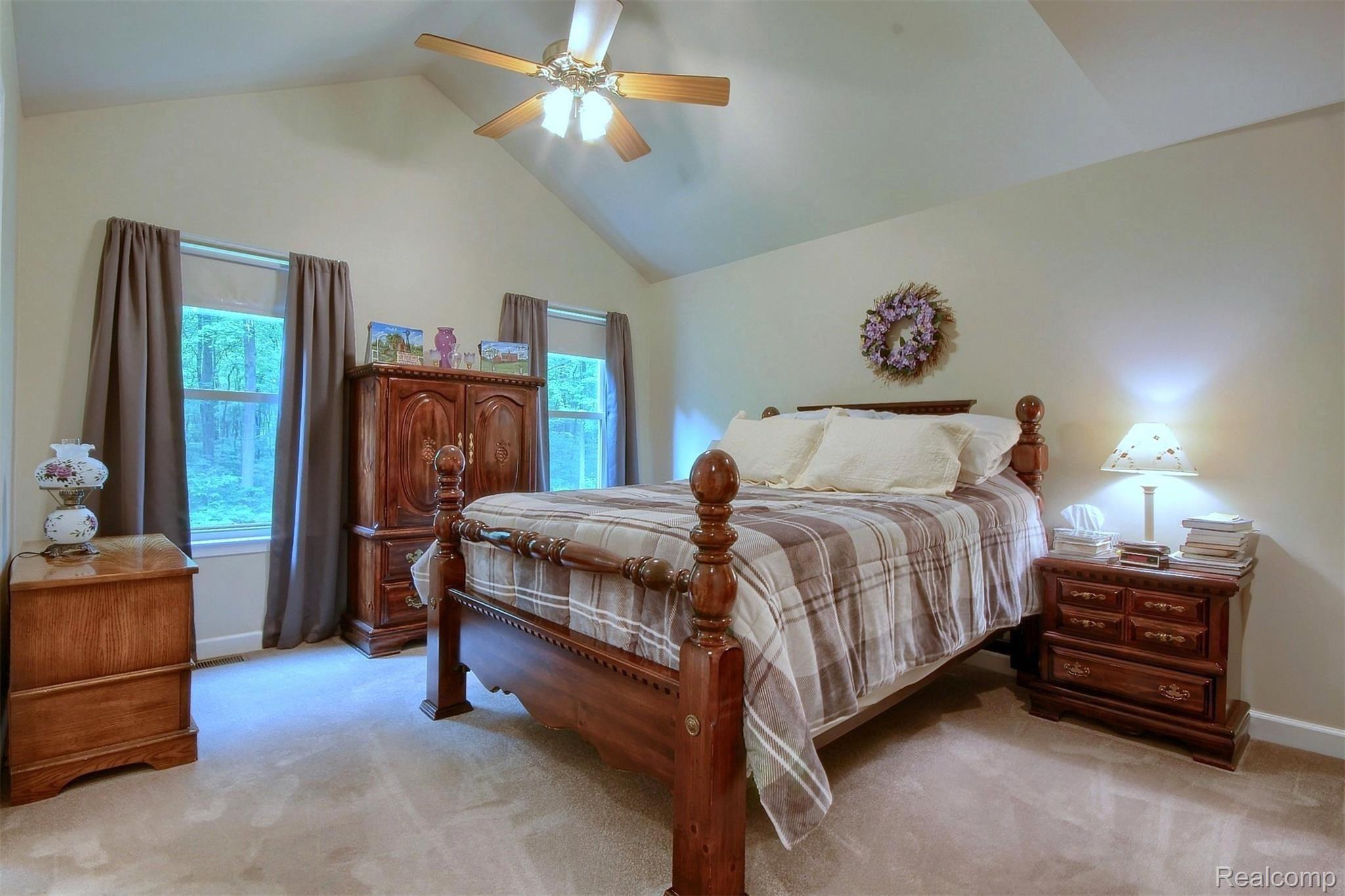 29098 Crawford Road Romulus, MI 48174 - Photo 21 of 38 21-Master Bedroom.jpg