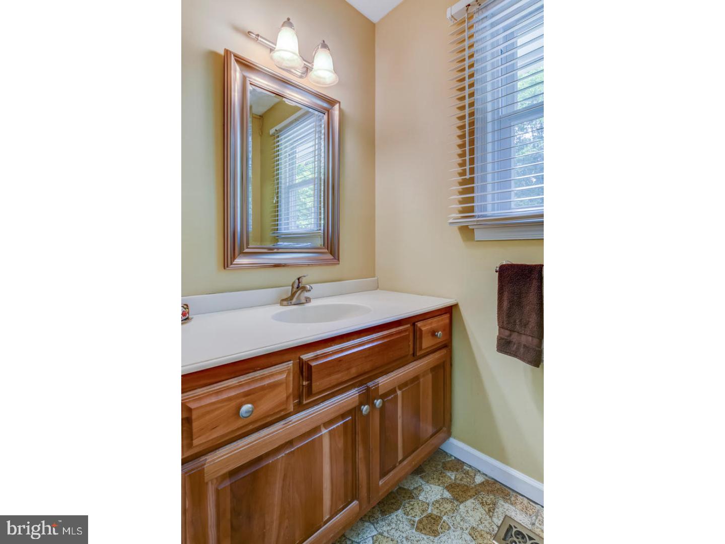 9 Manor Ridge Drive Princeton Junction, NJ 08550 - Photo 21 of 25 Gallery Image 21
