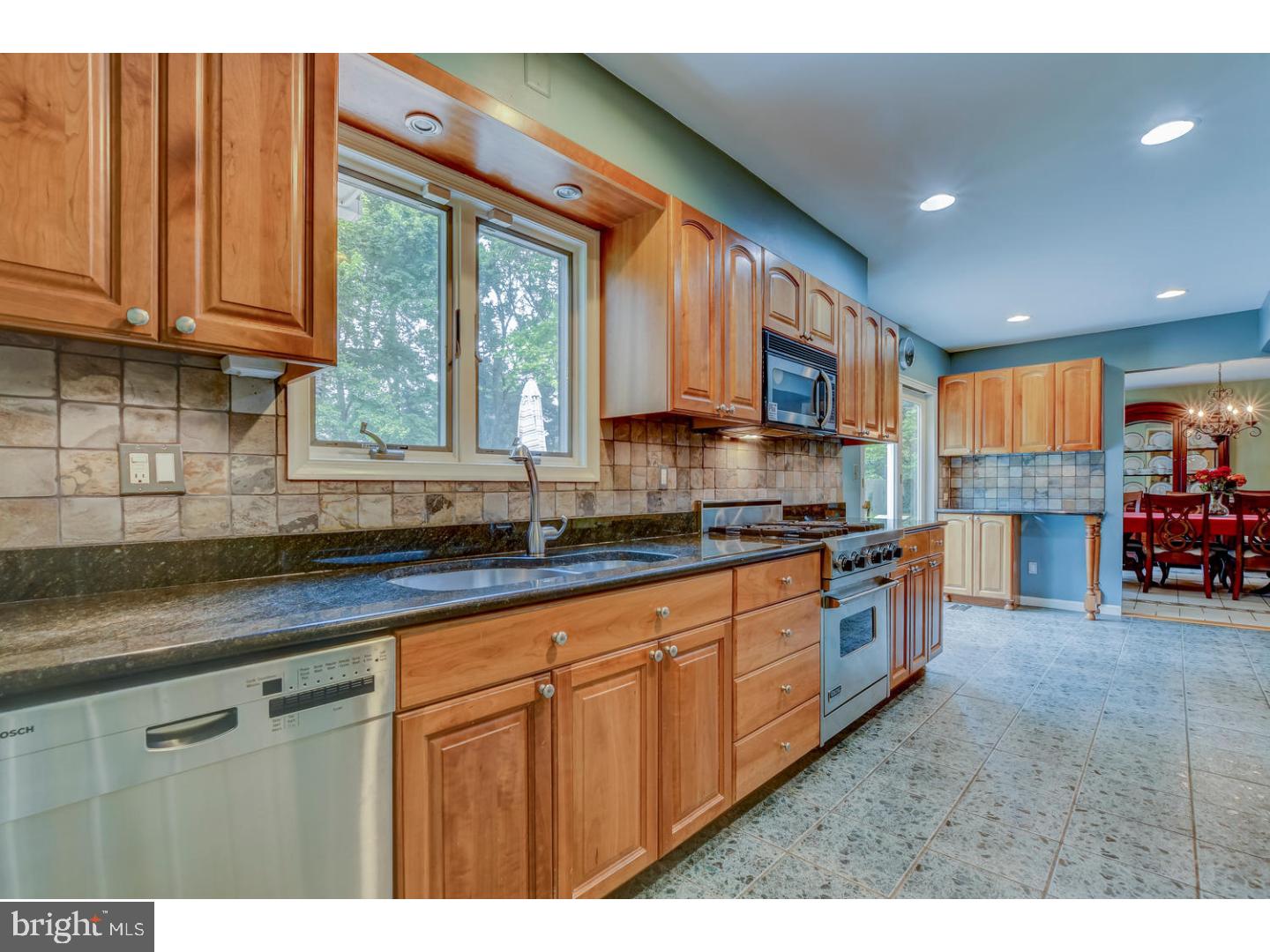 9 Manor Ridge Drive Princeton Junction, NJ 08550 - Photo 7 of 25 Gallery Image 7