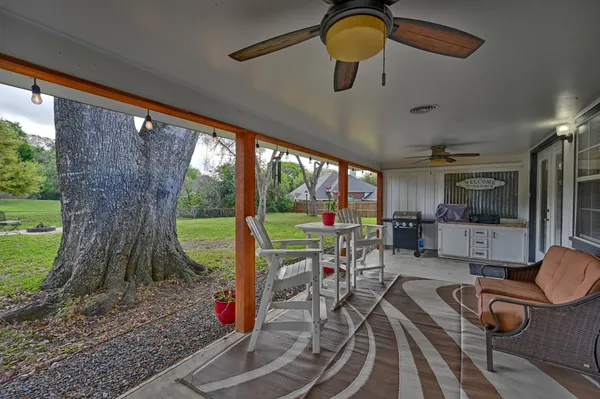 $409,000 | 1607 South Chappell Hill Street, Brenham, TX 77833