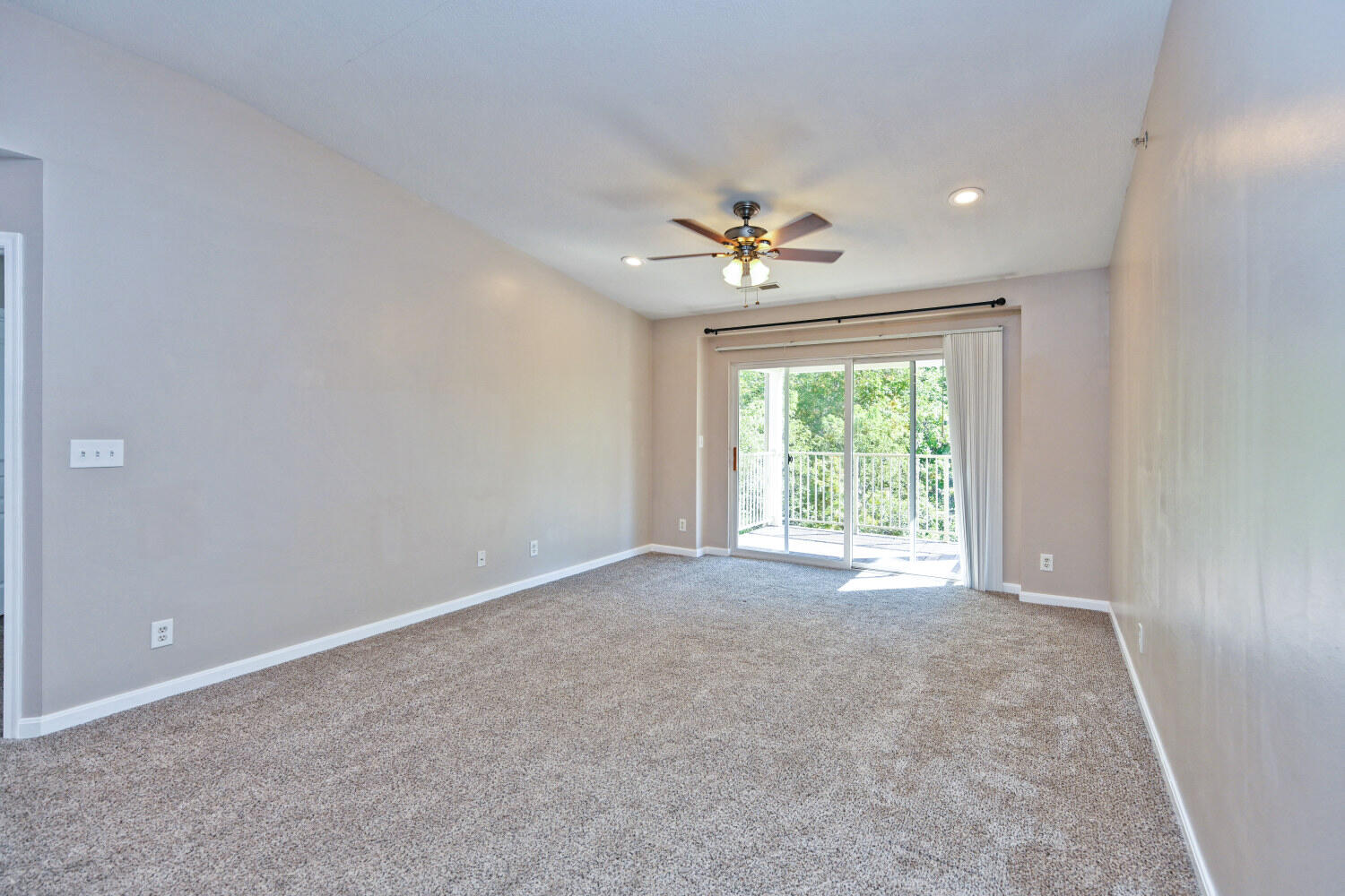 5931 Boulder View Cold Spring, KY 41076 - Photo 7 of 27 5931BoulderView_15