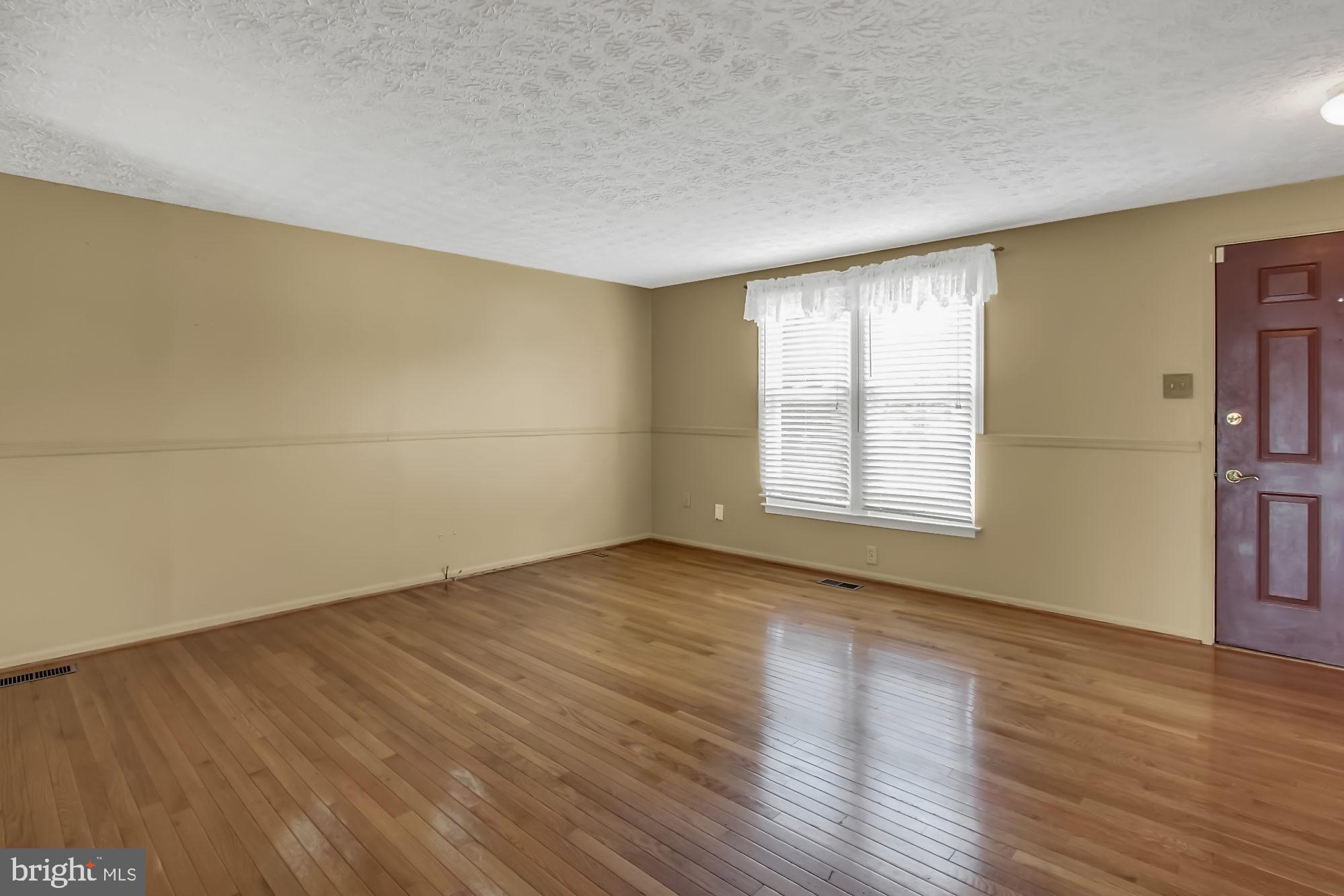 15 Greenleaf Road Baltimore, MD 21234 - Photo 3 of 34 Hardwood floors on the 1st floor
