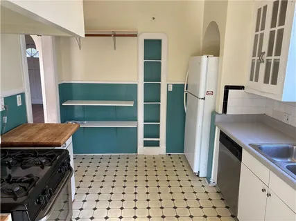 $275,000 | 217 Harding Street, Jefferson, LA 70121