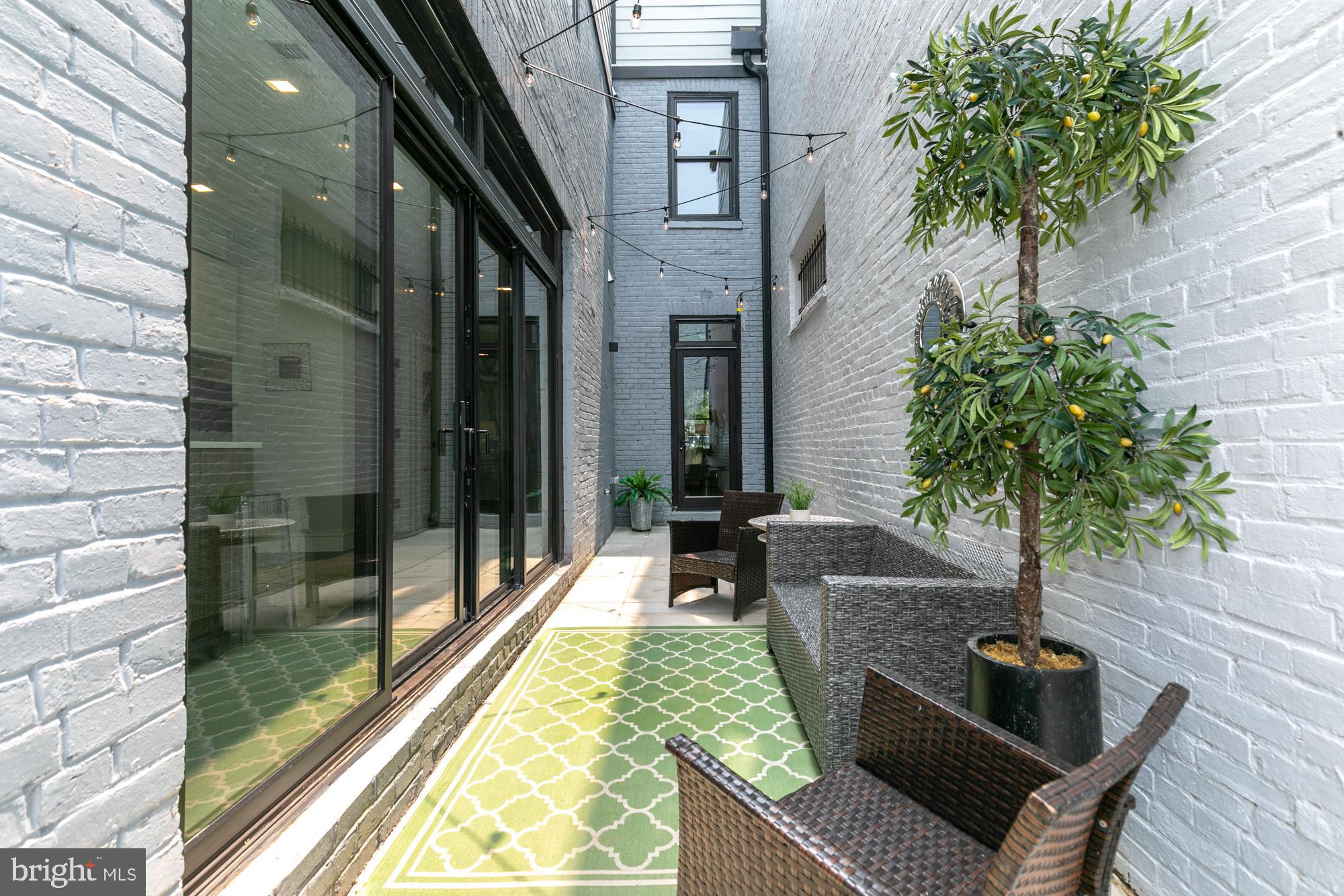 1015 O Street Northwest Washington, DC 20001 - Photo 13 of 31