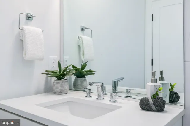 $1,850,000 | 1015 O Street Northwest, Washington, DC 20001