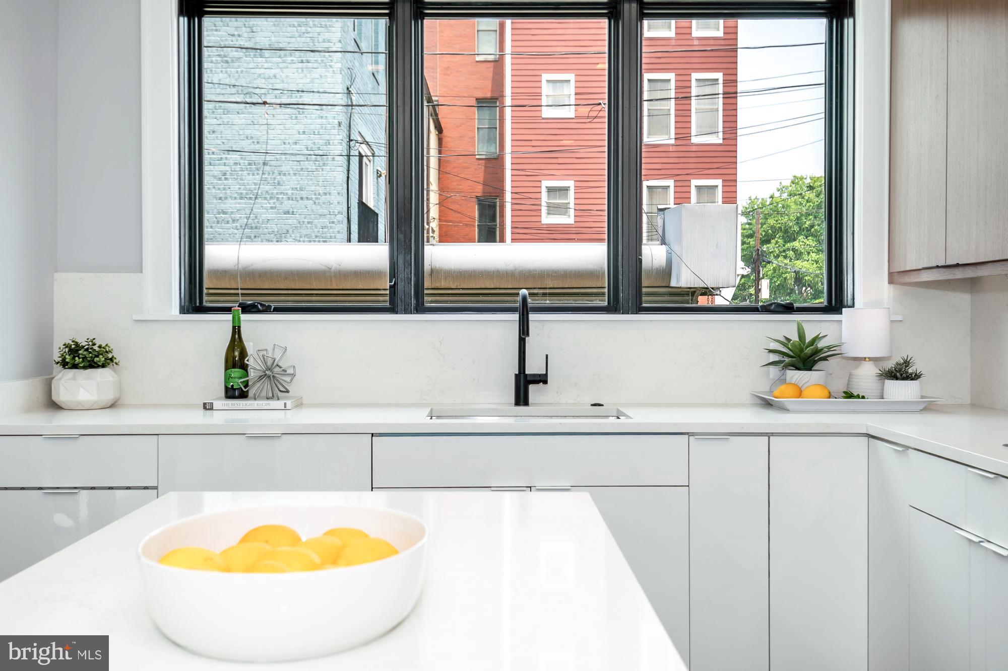 1015 O Street Northwest Washington, DC 20001 - Photo 10 of 31