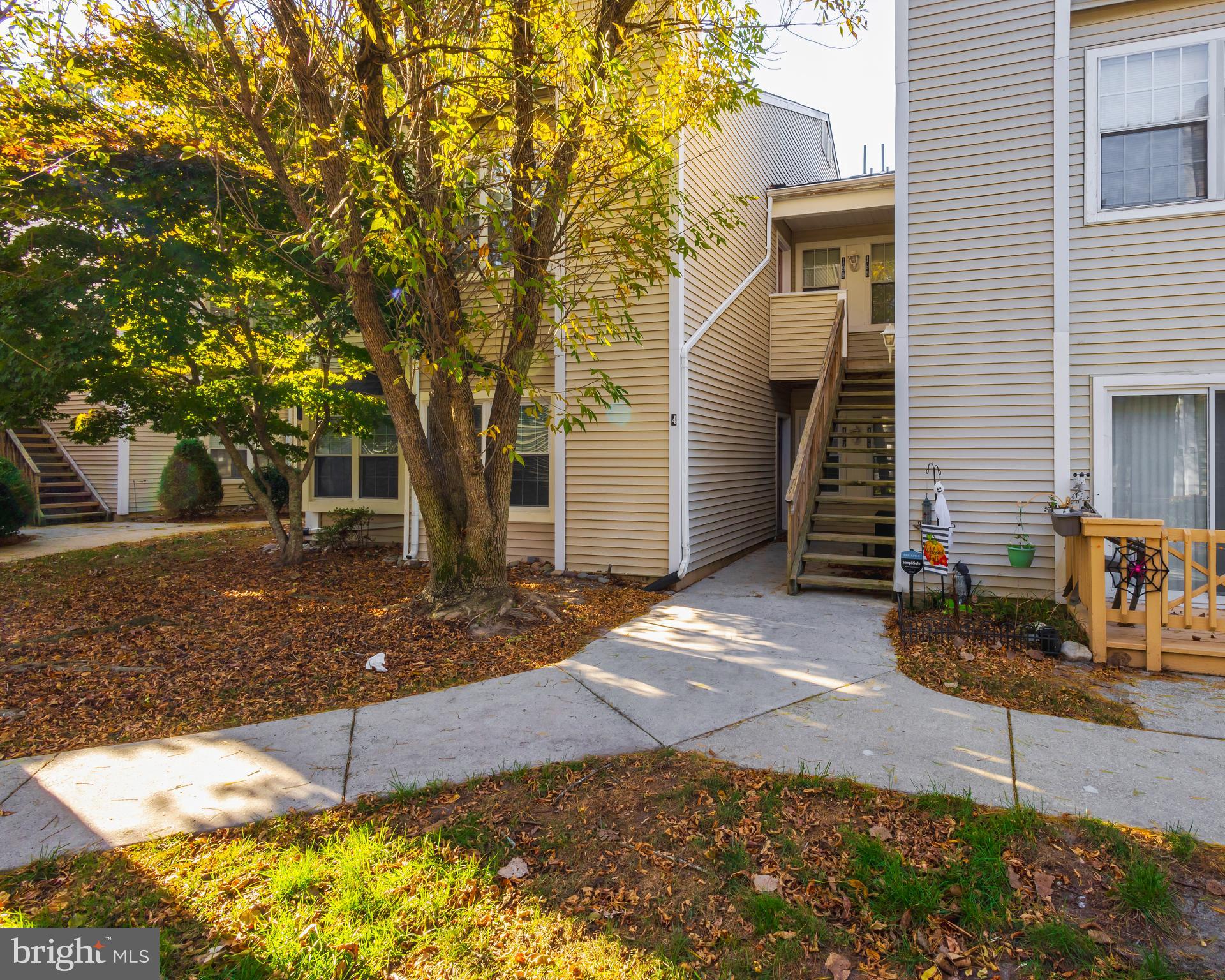 197 Meadow Ridge Road Absecon, NJ 08205 - Photo 3 of 18 1st Floor