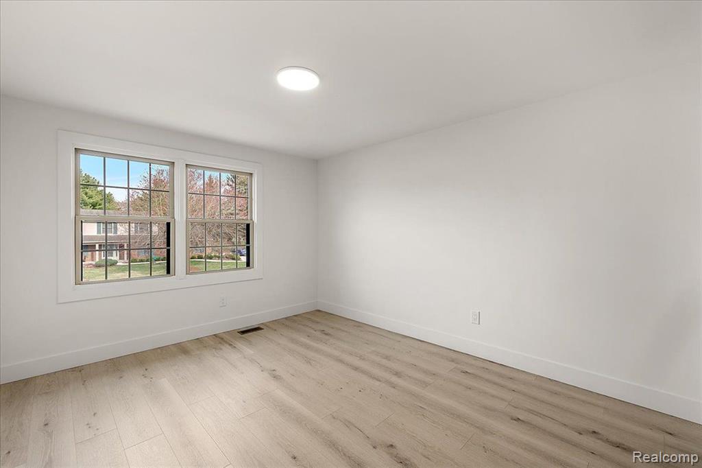 61561 North Ridge Trail Washington, MI 48094 - Photo 40 of 65 Gallery Image 40